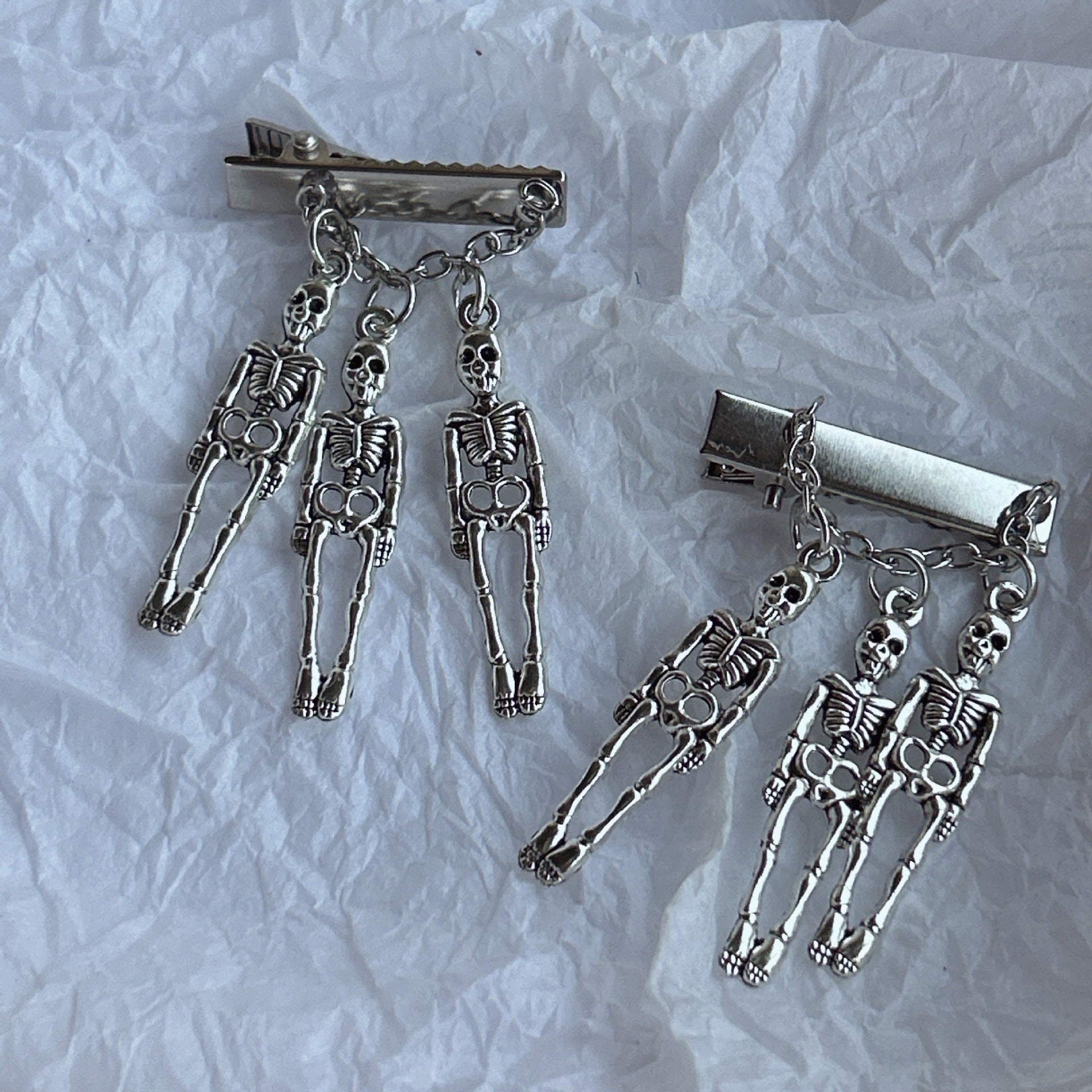 Wholesale fun personality three skull frame hairpin hair accessories